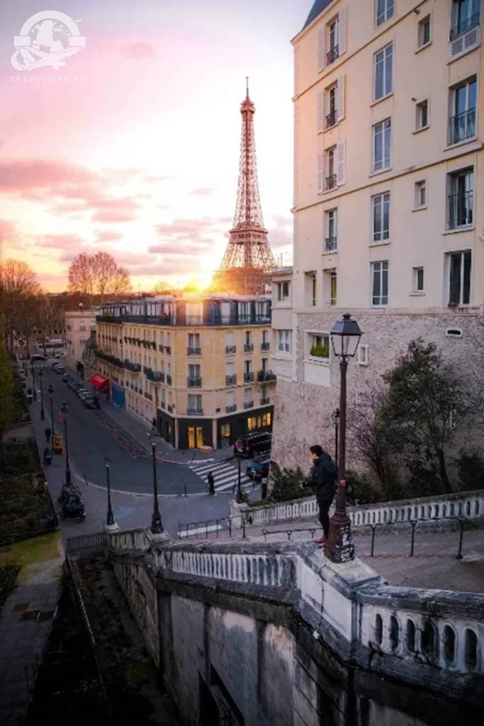 6. Eiffel Tower - Paris neighborhoods